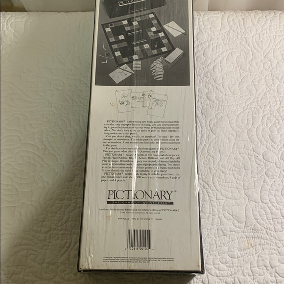 Pictionary (1987) First Edition Board Game NEW Sealed The Game of Quick Draw - Picture 4 of 11